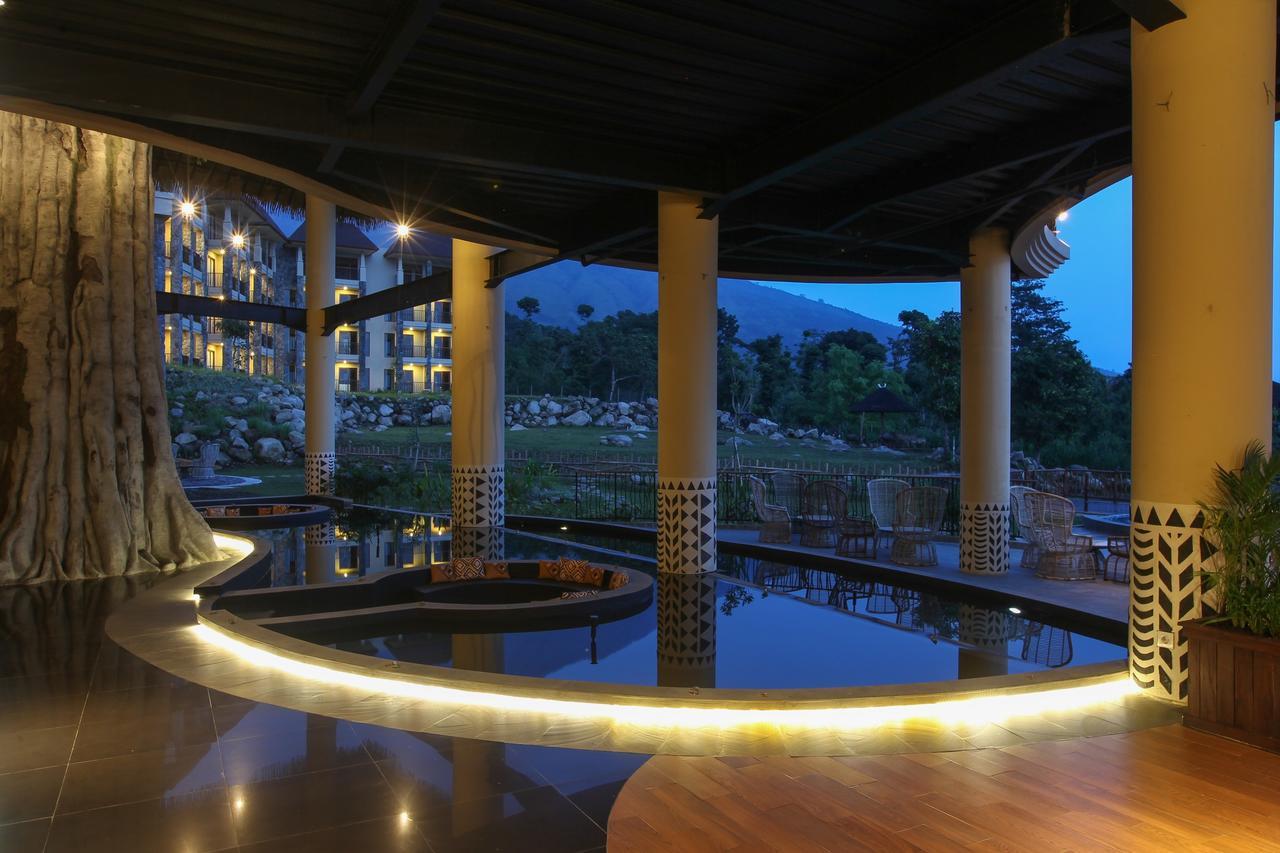 Baobab Safari Resort Prigen Exterior foto