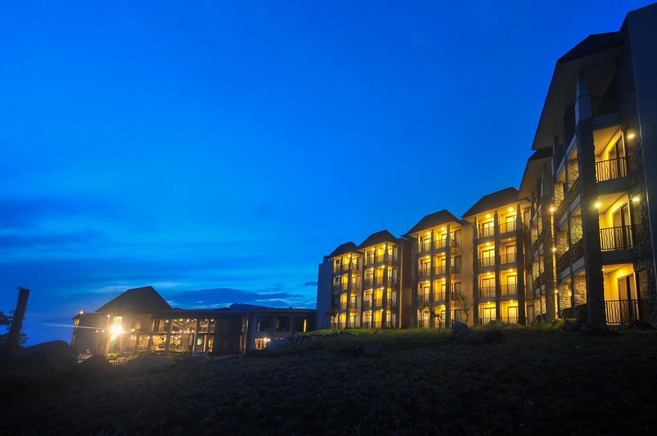 Baobab Safari Resort Prigen Exterior foto